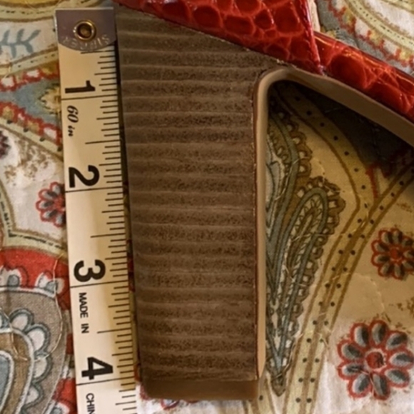 Vince Camuto Sathina Heels - Picture 10 of 12